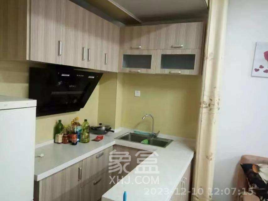 人瑞潇湘国际 1室1厅1卫 2300.0元/月 人瑞潇湘国际 1室1厅1卫 2300.0元/月室内图