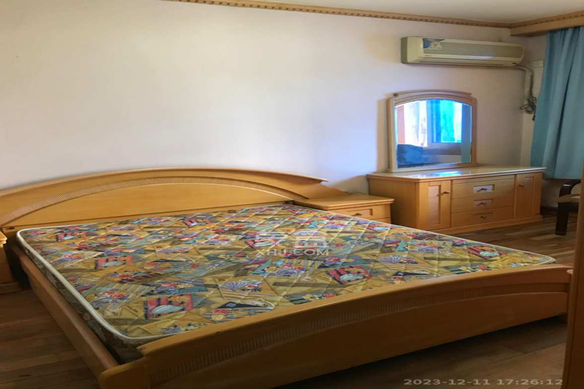 景园小区  3室1厅1卫    2200.0元/月室内图