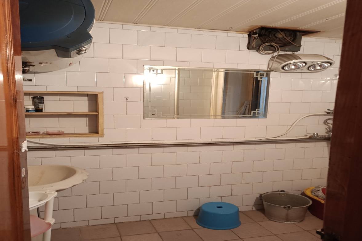 娄底市公安局老家属院 3室1厅1卫 1300.0元/月 娄底市公安局老家属院 3室1厅1卫 1300.0元/月室内图