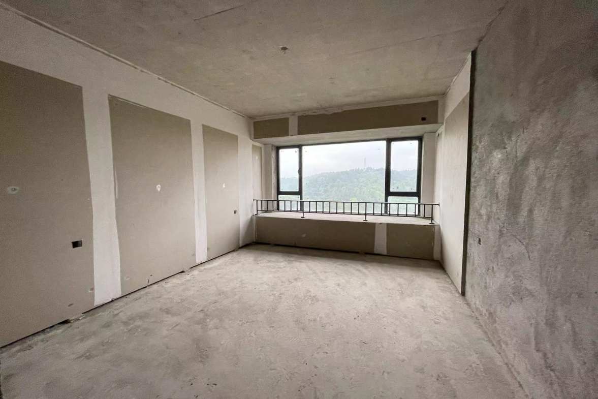 宁邦中心（二期公园里）  4室2厅2卫    95.0万室内图