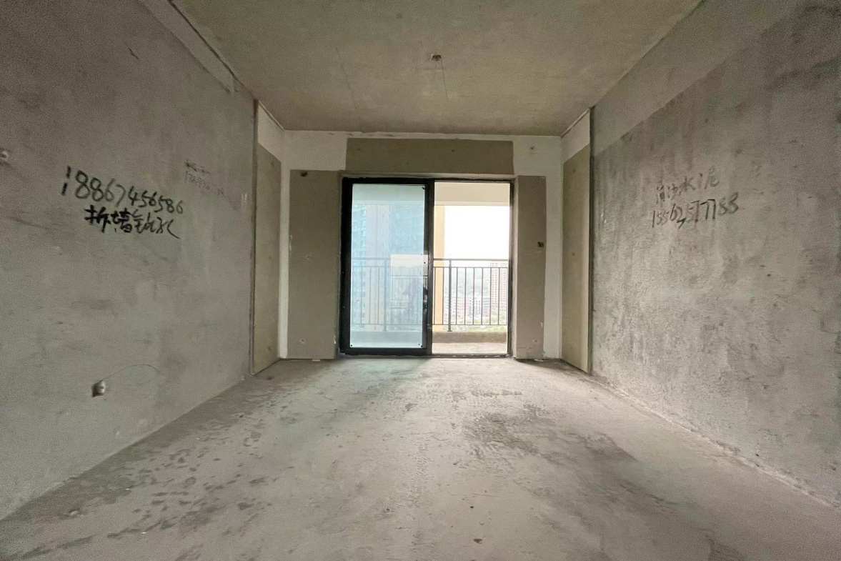 宁邦中心（二期公园里）  4室2厅2卫    95.0万室内图