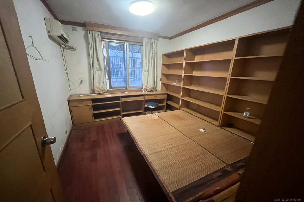 红花坡轻工设计院（轻安宿舍）  3室2厅1卫   1600.00元/月室内图