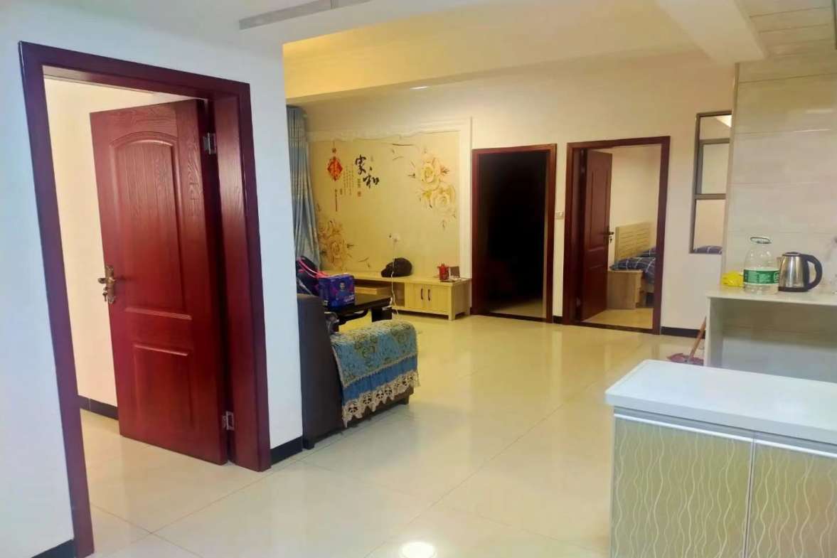 东方豪苑  3室2厅2卫    1800.0元/月室内图1