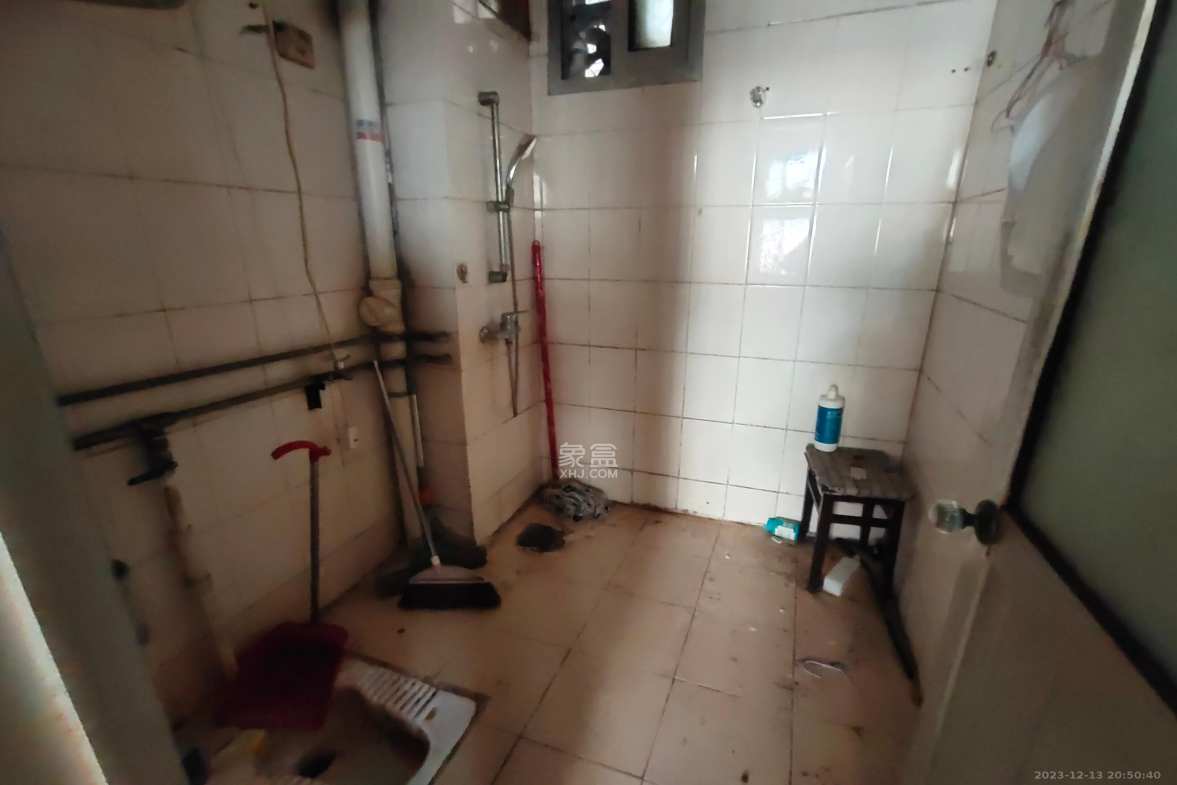 白沙路散盘(白沙井)  3室1厅1卫    1100.0元/月 白沙路散盘(白沙井)  3室1厅1卫    1100.0元/月室内图