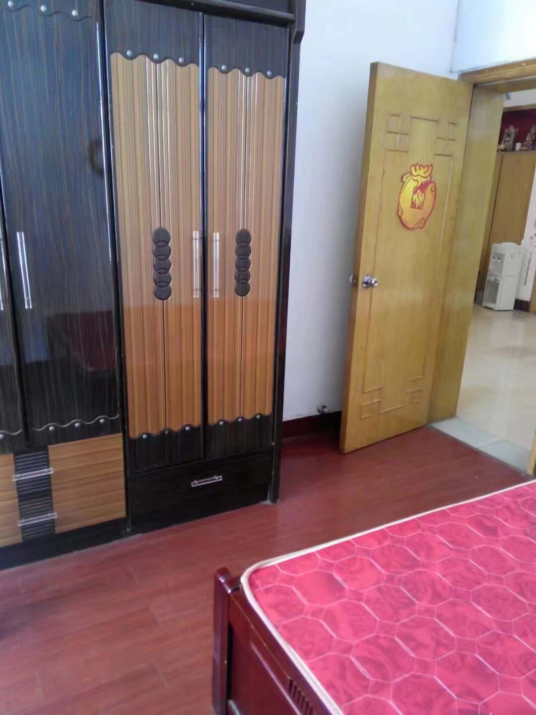 外贸局大院  3室2厅1卫   1100.00元/月室内图