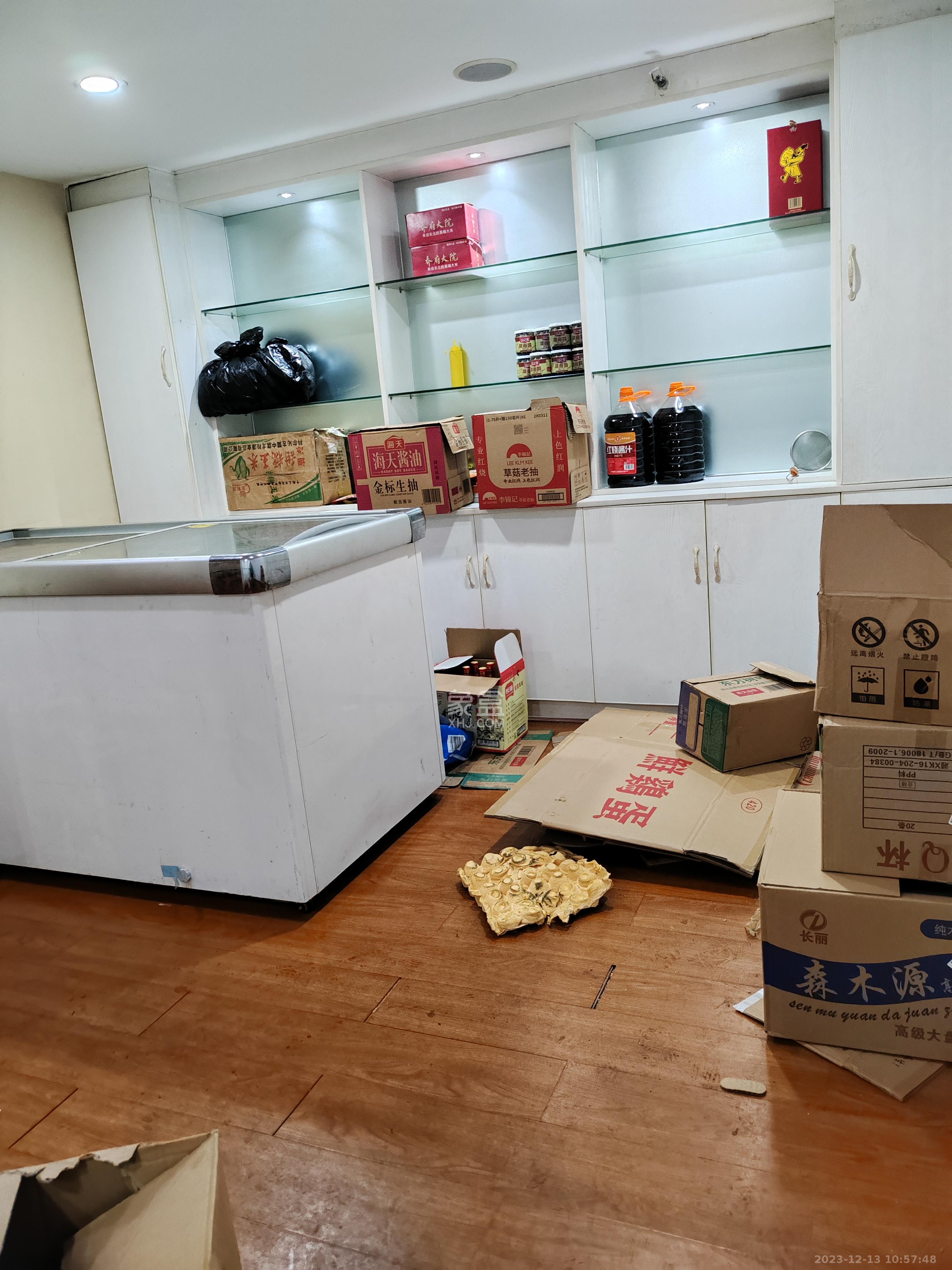汇金城/嘉华城（二期、三期）   79.2㎡     13000.00元/月室内图