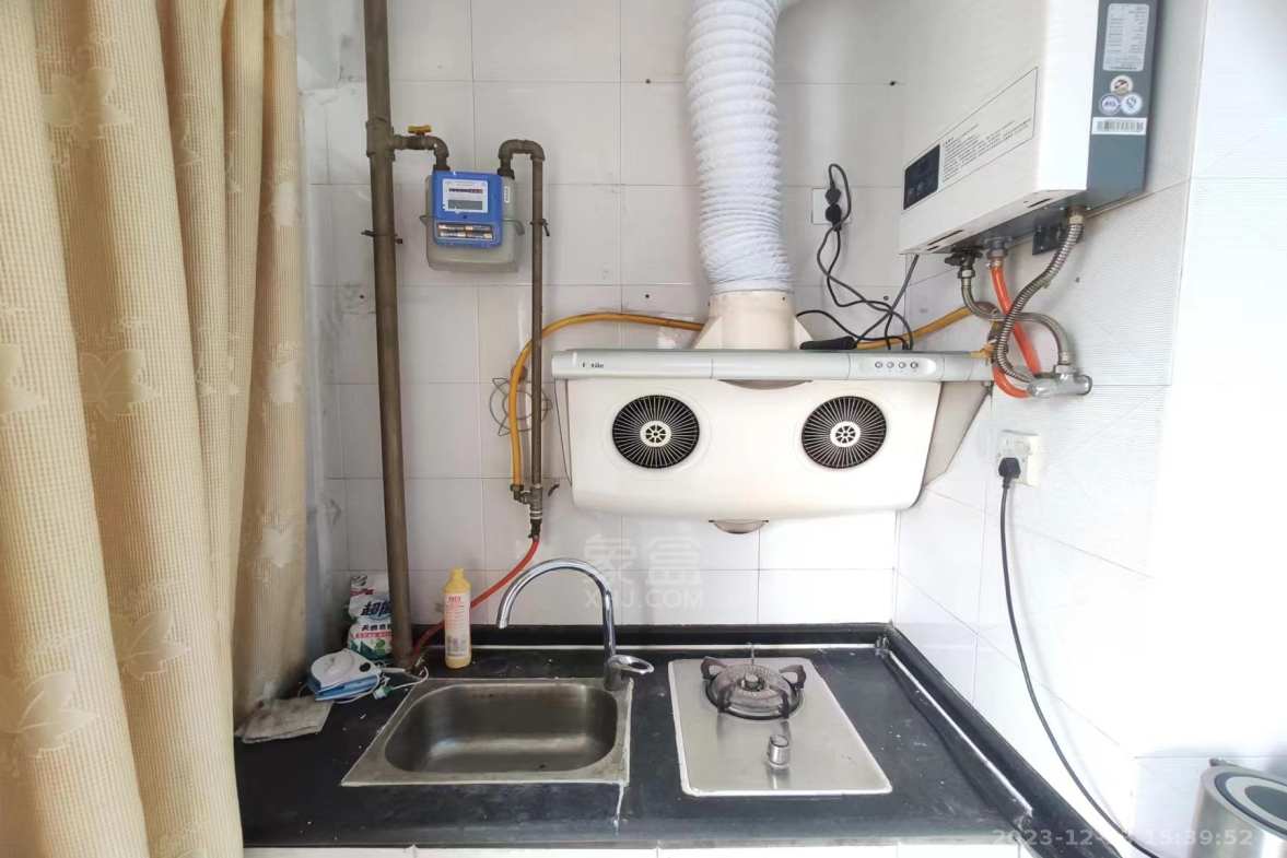 金色地标 1室1厅1卫 880.0元/月 金色地标 1室1厅1卫 880.0元/月室内图