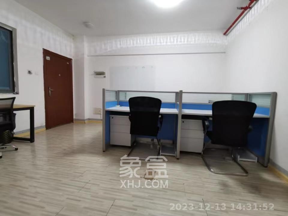 万博汇  2室2厅1卫   1700.00元/月