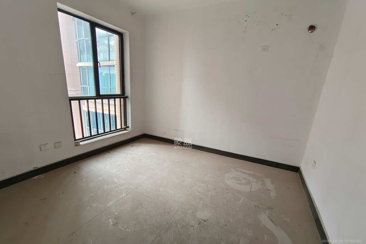 融圣国际 3室1厅1卫 3900.0元/月 融圣国际 3室1厅1卫 3900.0元/月室内图