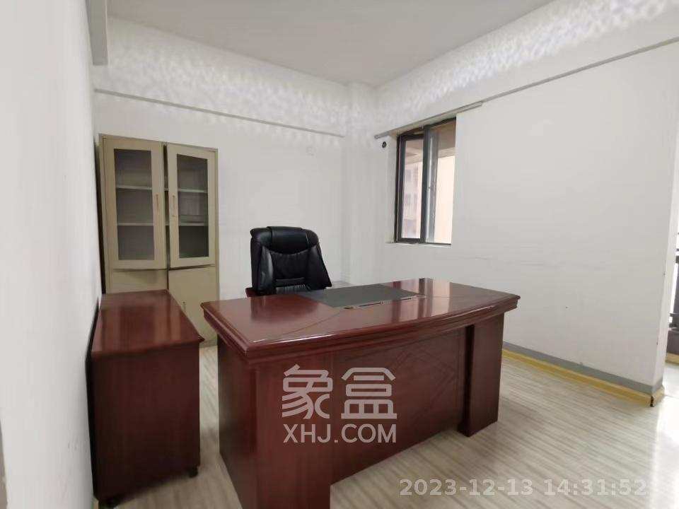万博汇  2室2厅1卫   1700.00元/月室内图