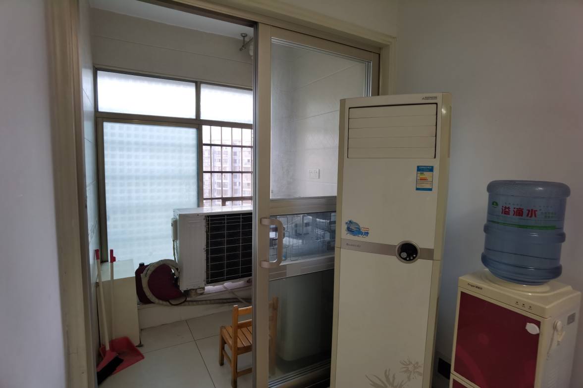 东方豪苑  2室1厅1卫    1200.0元/月室内图