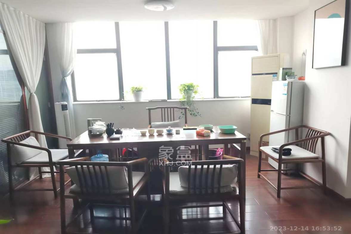 湘域中央 3室1厅1卫 8000.0元/月 湘域中央 3室1厅1卫 8000.0元/月室内图