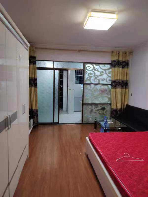 龙泰熙城  1室1厅1卫    900.0元/月室内图1