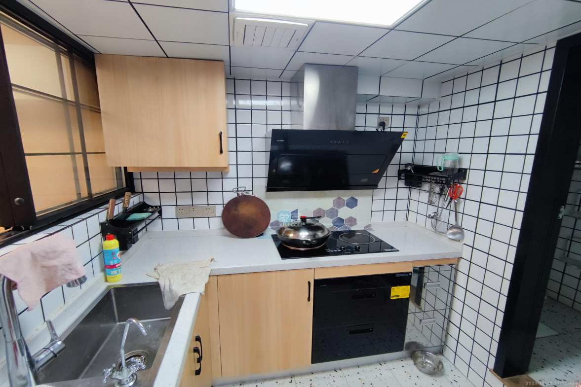 梅溪半岛  1室1厅1卫   3600.00元/月室内图