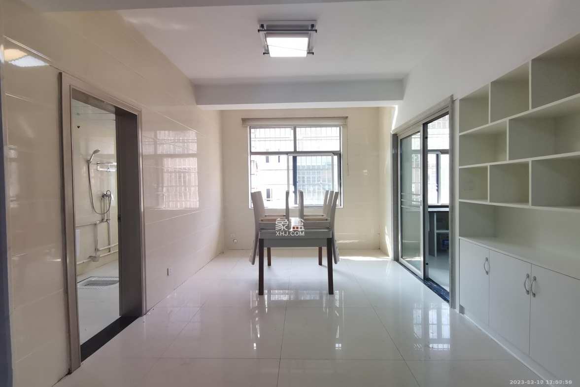 星沙国际物流园/泉星社区  3室2厅2卫    1500.0元/月室内图1