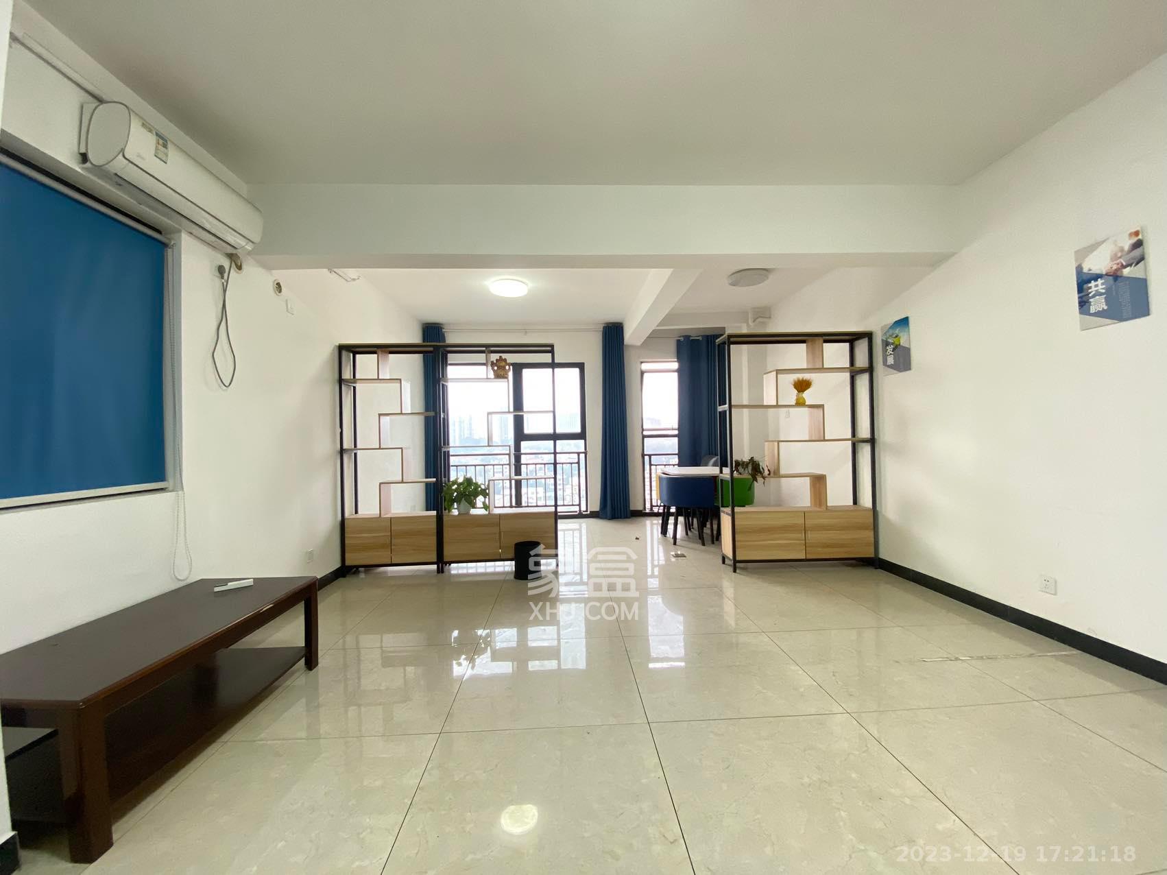 喜地时代广场（中环大厦）   51.32㎡      2500.0元/月室内图