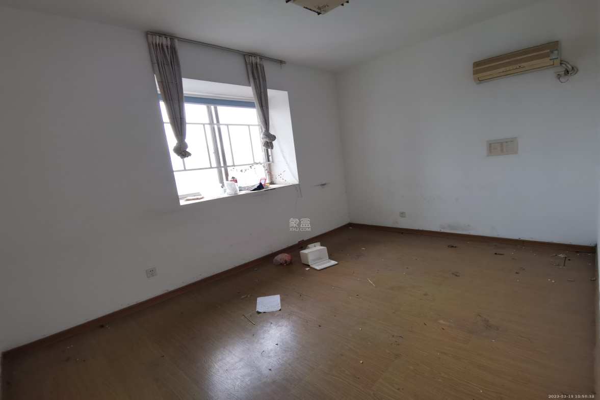 耀华大厦  3室2厅1卫   2000.00元/月室内图