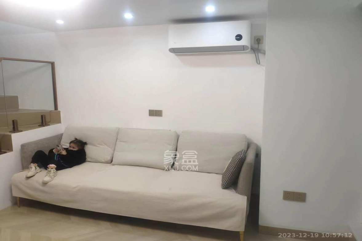 芝林商务中心 2室1厅2卫 1600.0元/月 芝林商务中心 2室1厅2卫 1600.0元/月室内图