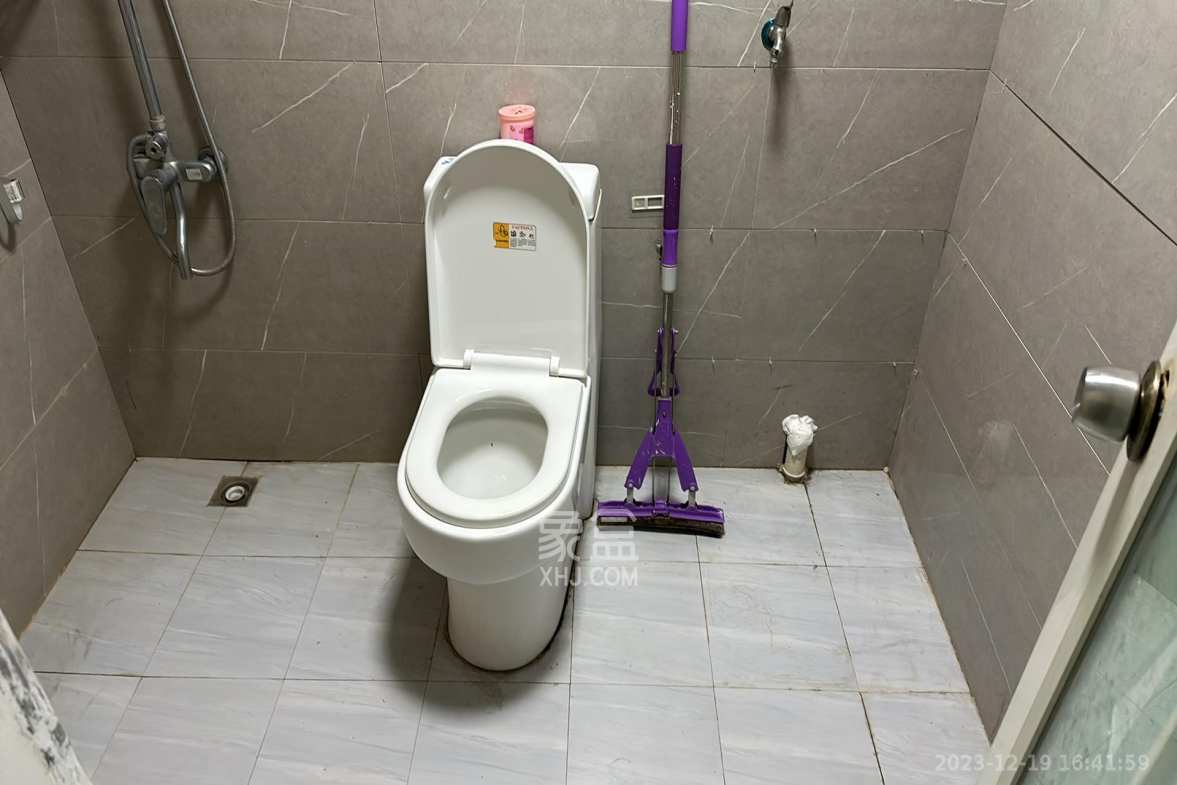 BOBO国际 1室2厅1卫 2000.0元/月 BOBO国际 1室2厅1卫 2000.0元/月室内图