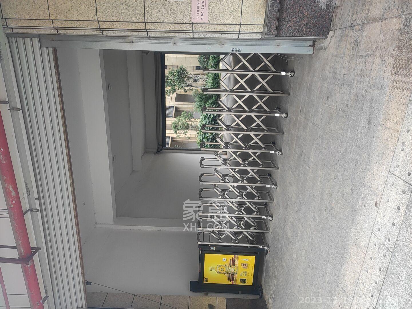 东方美地   83.0㎡      4800.0元/月室内图