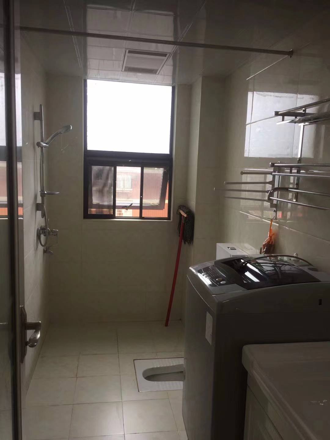 盛世时代广场  1室1厅1卫   34.80万 盛世时代广场  1室1厅1卫   34.80万室内图