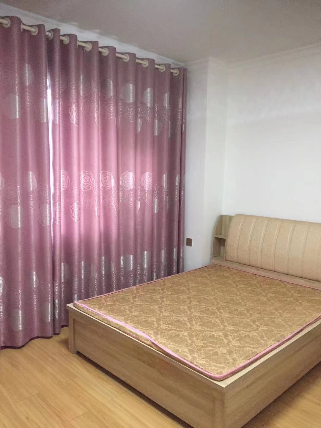 盛世时代广场  1室1厅1卫   34.80万 盛世时代广场  1室1厅1卫   34.80万室内图