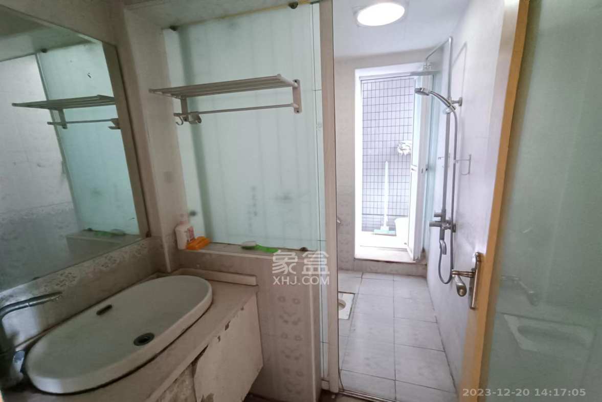 长大彩虹都 3室2厅1卫 2300.0元/月 长大彩虹都 3室2厅1卫 2300.0元/月室内图