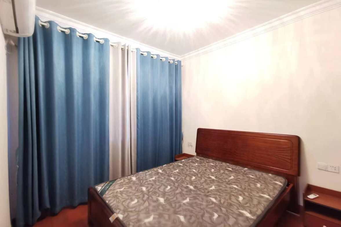 恒大绿洲  3室2厅2卫    1800.0元/月室内图