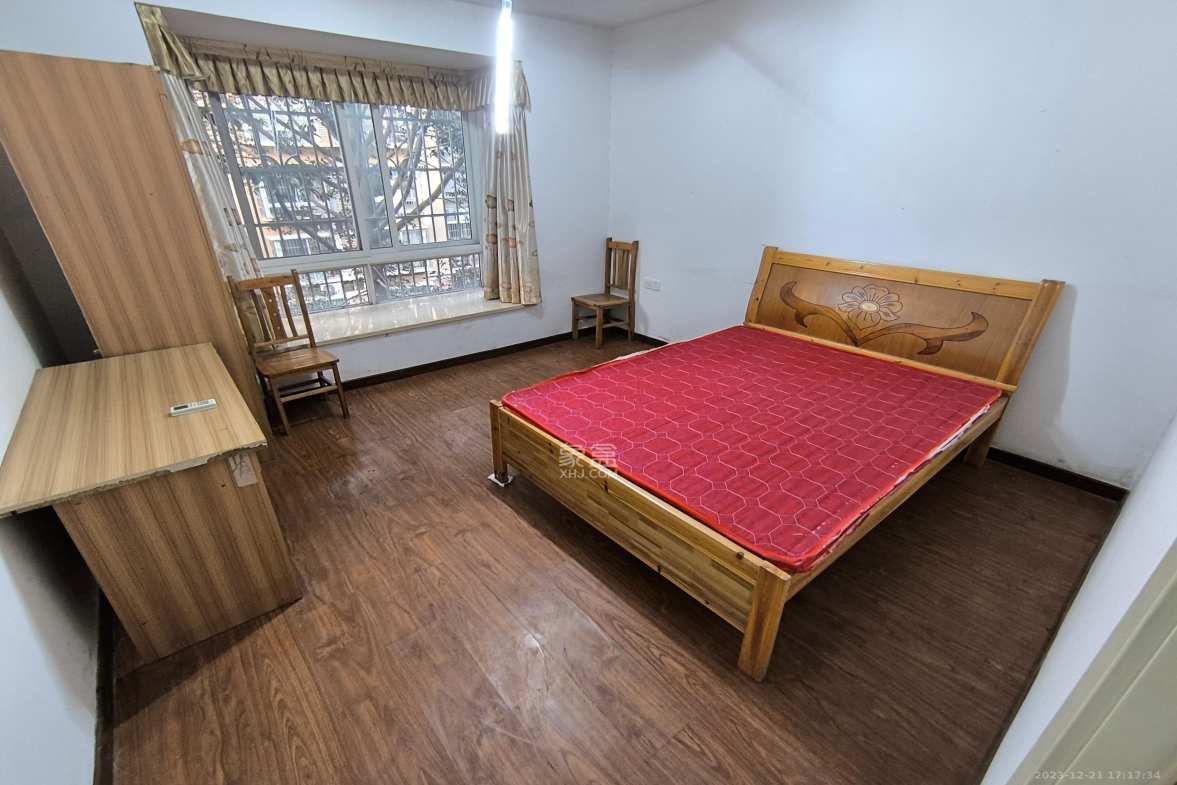 枫华府第  0室0厅0卫   2100.00元/月室内图