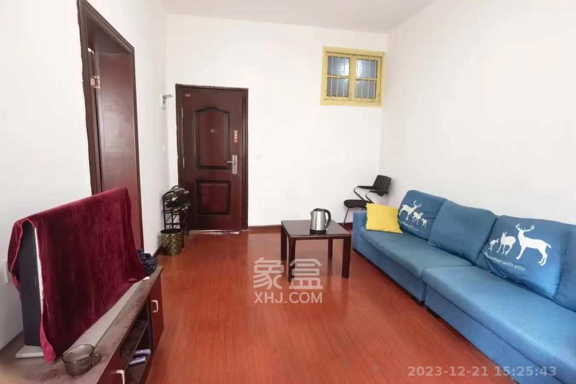 三湘小区  1室1厅1卫    1300.0元/月室内图