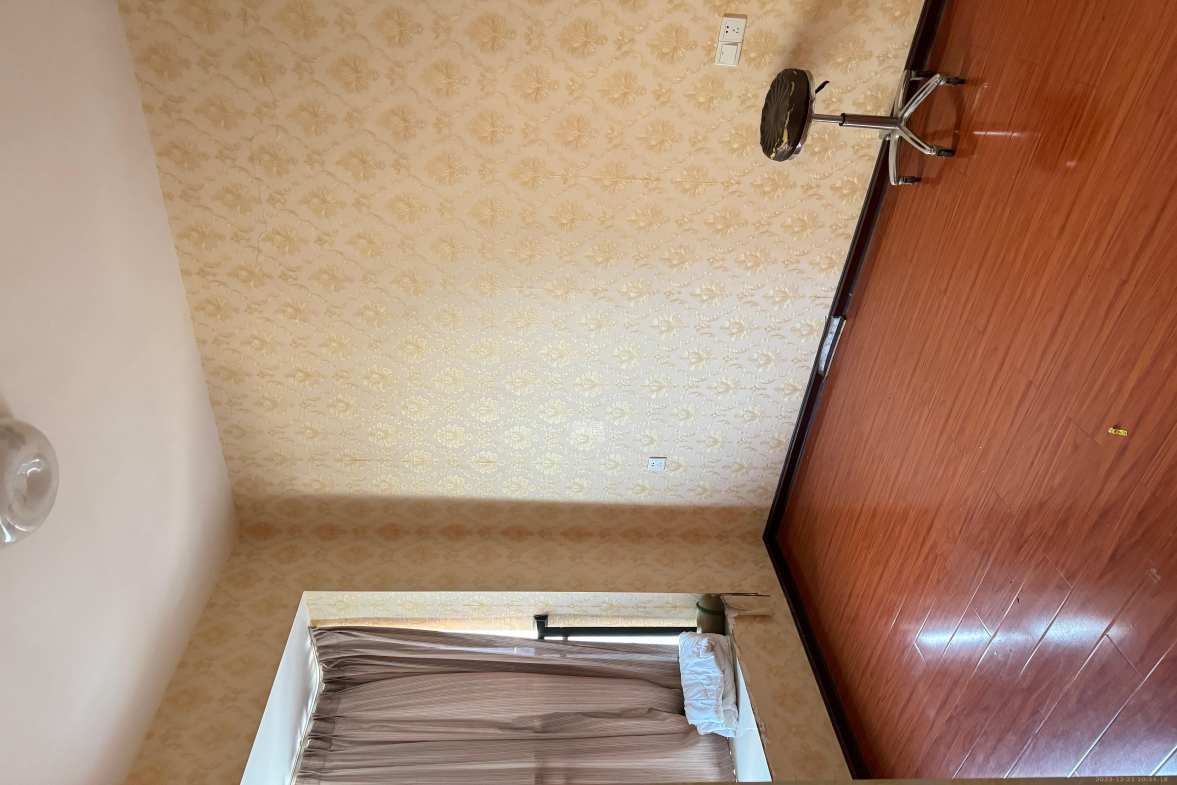 藏珑湖上国际花园 3室2厅1卫 3900.0元/月 藏珑湖上国际花园 3室2厅1卫 3900.0元/月室内图