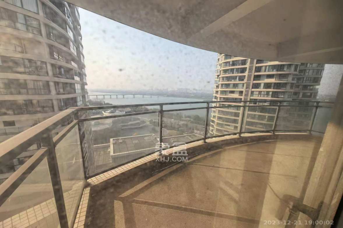 天易江湾广场 4室2厅2卫 115.8万 天易江湾广场 4室2厅2卫 115.8万室内图