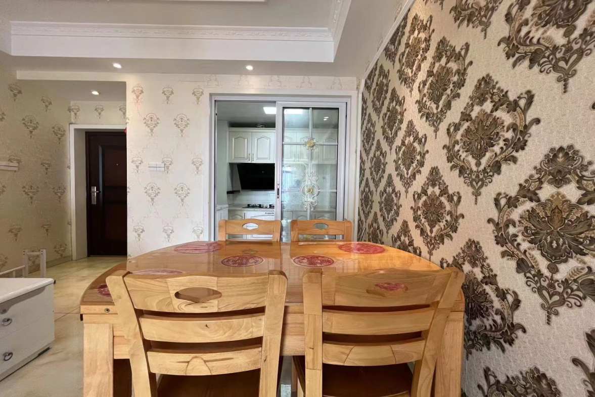 鑫公馆 2室2厅1卫 1800.0元/月 鑫公馆 2室2厅1卫 1800.0元/月室内图