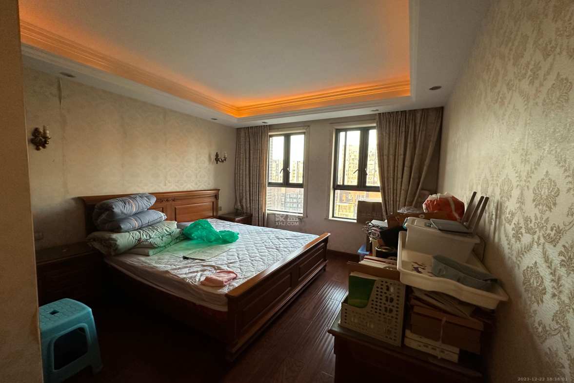 中隆国际御玺 4室2厅1卫 6500.0元/月 中隆国际御玺 4室2厅1卫 6500.0元/月室内图