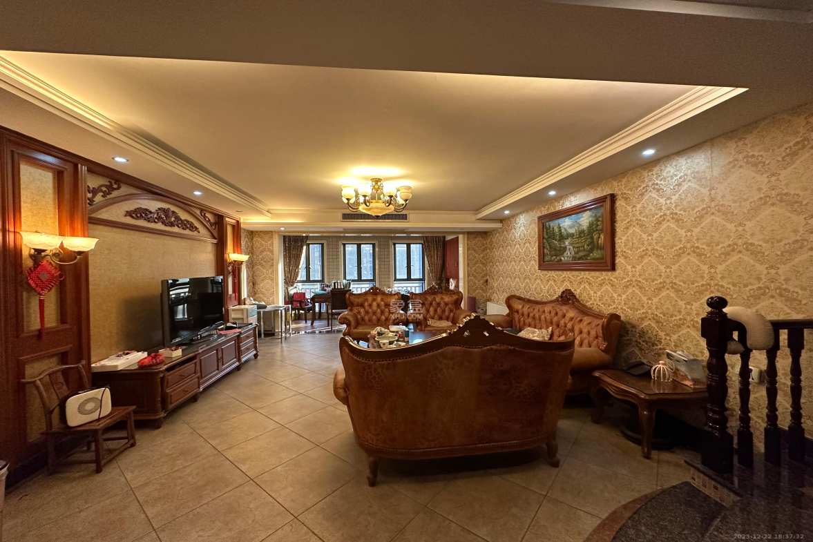 中隆国际御玺 4室2厅1卫 6500.0元/月 中隆国际御玺 4室2厅1卫 6500.0元/月室内图