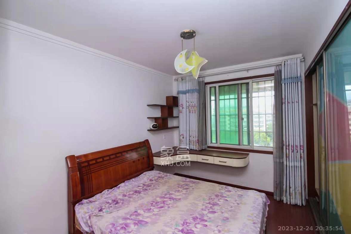 三湘小区  5室2厅1卫    800.0元/月室内图