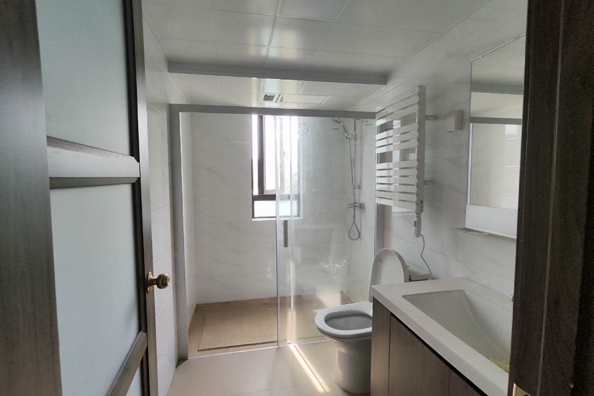 碧桂园豪园-二期  3室1厅1卫    90.0万 碧桂园豪园-二期  3室1厅1卫    90.0万客厅