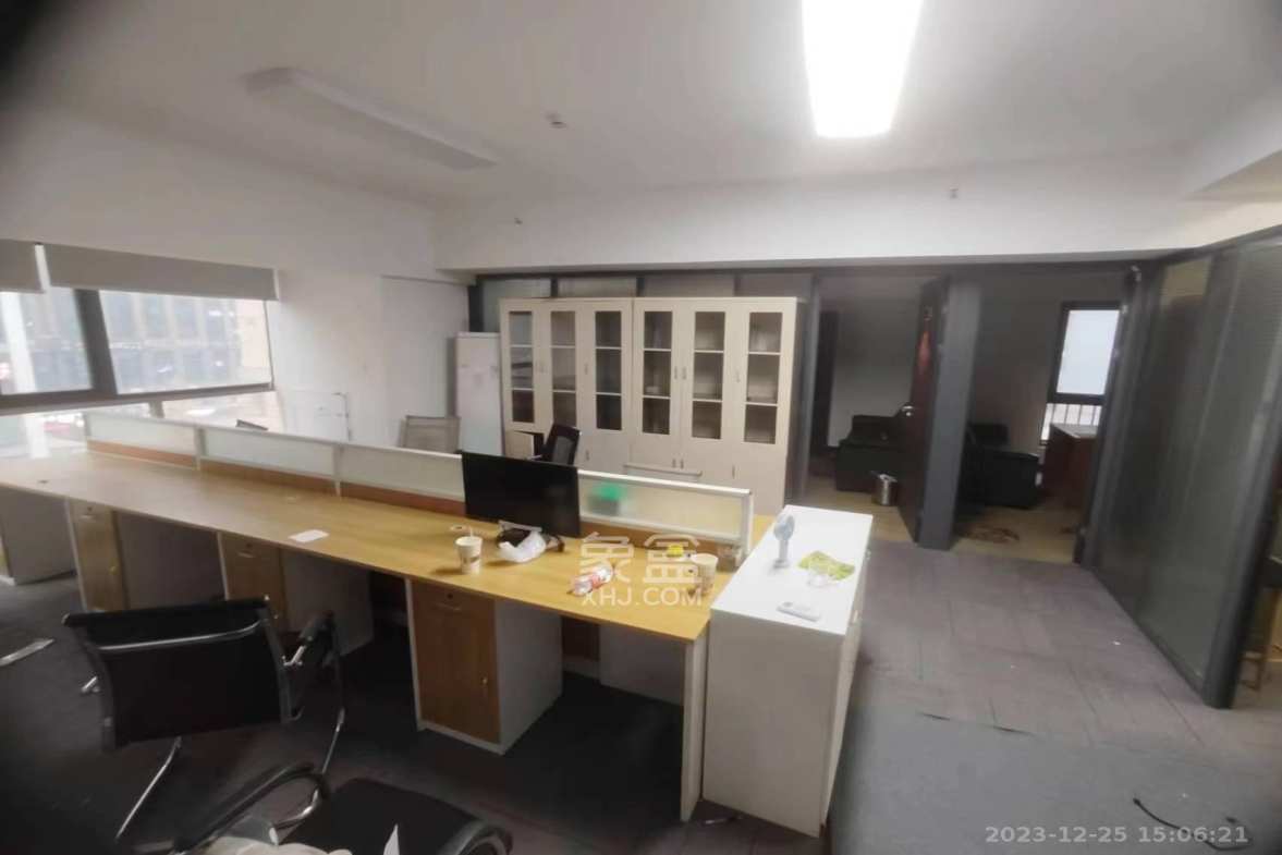 复地星光天地 0室0厅0卫 6500.0元/月 复地星光天地 0室0厅0卫 6500.0元/月室内图