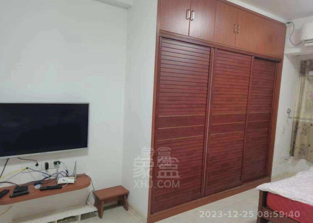 美的城三期  1室1厅1卫   1200.00元/月室内图