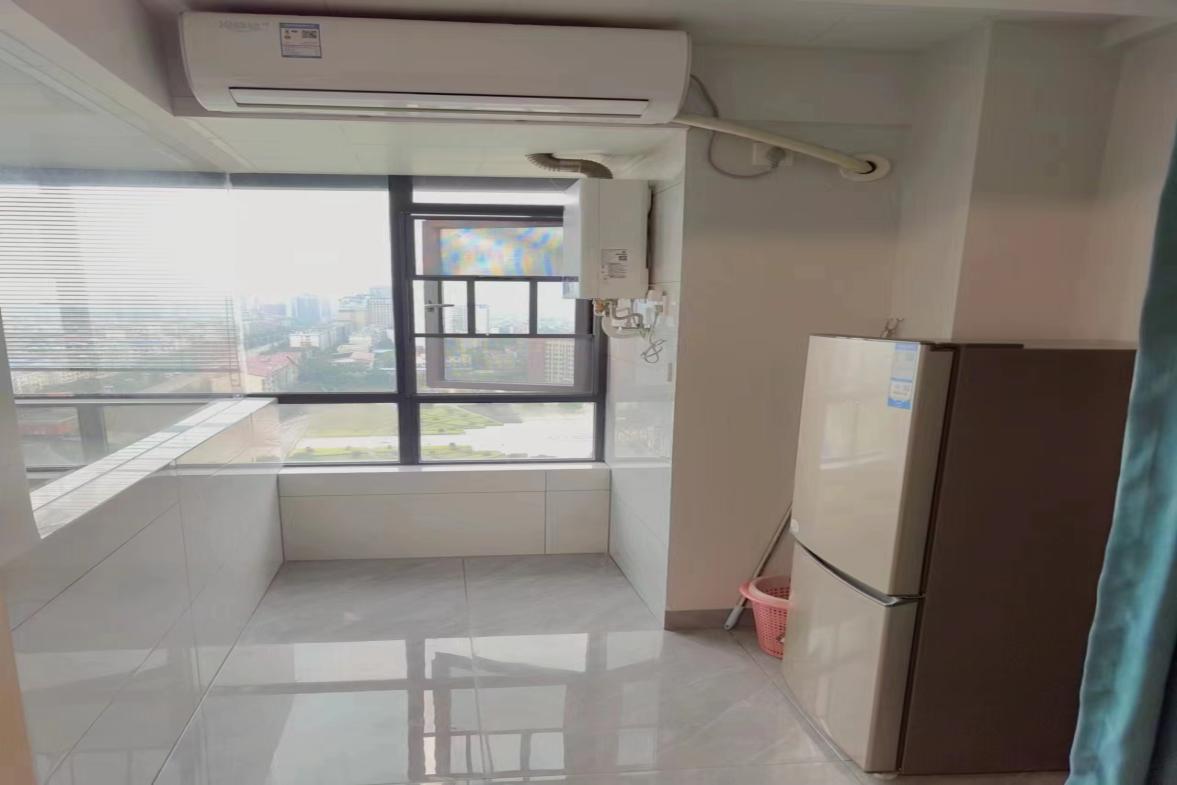 大汉吉星汇 1室1厅1卫 1500.0元/月 大汉吉星汇 1室1厅1卫 1500.0元/月室内图