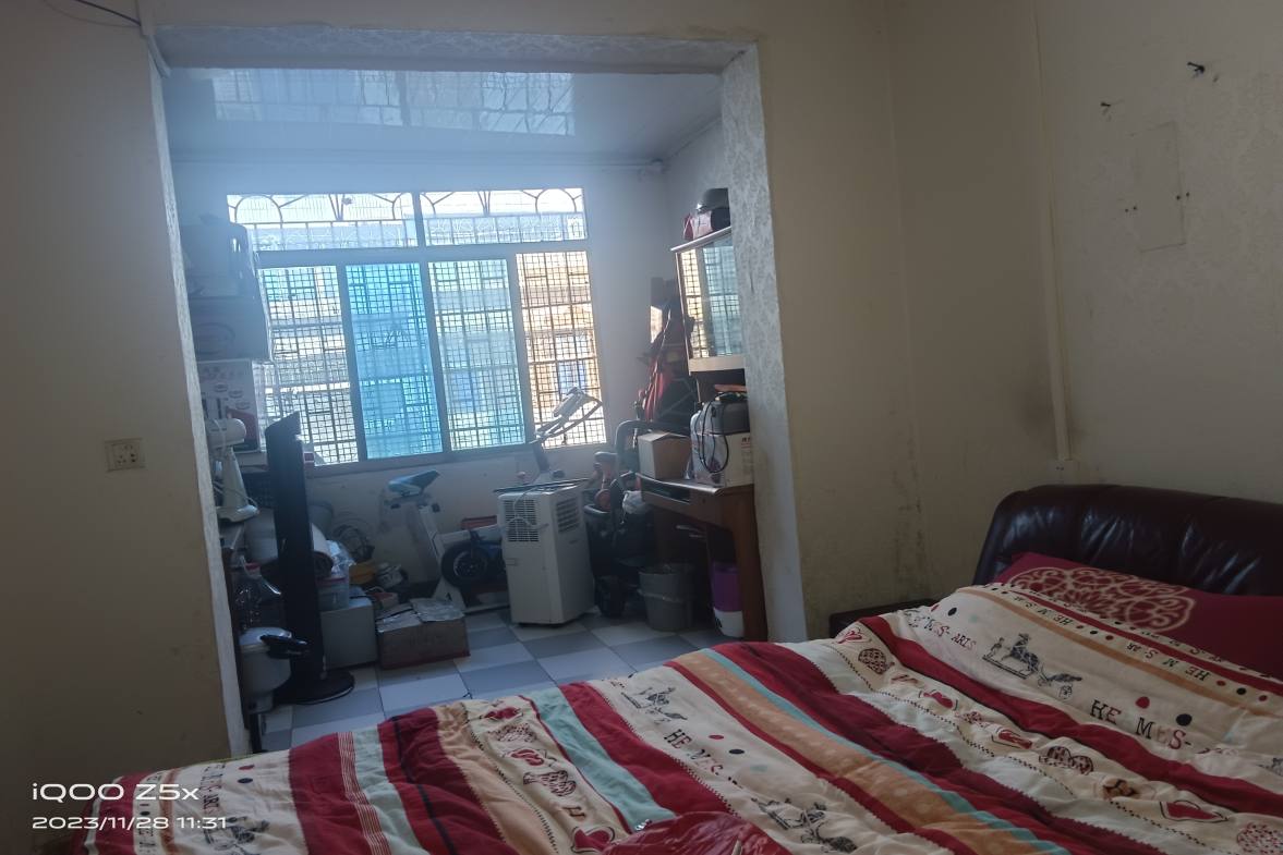 涟钢散盘  3室2厅1卫    26.8万室内图1