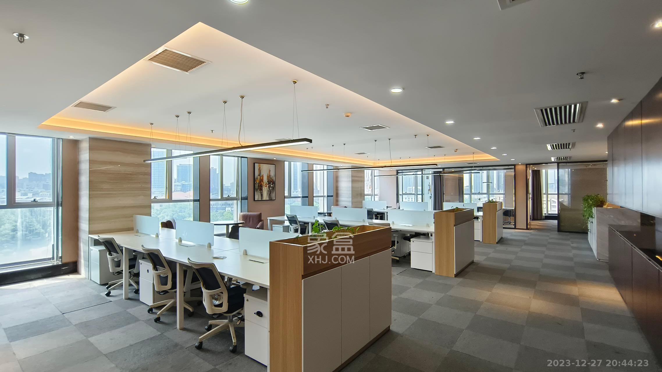 高升时代广场（冠铭商务中心）   266.33㎡      18000.0元/月