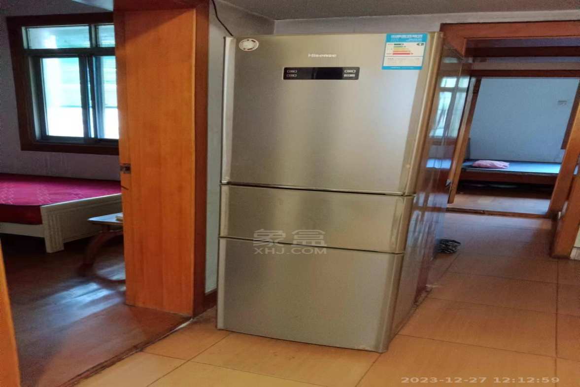 学堂冲一村  2室1厅1卫    900.0元/月 学堂冲一村  2室1厅1卫    900.0元/月室内图