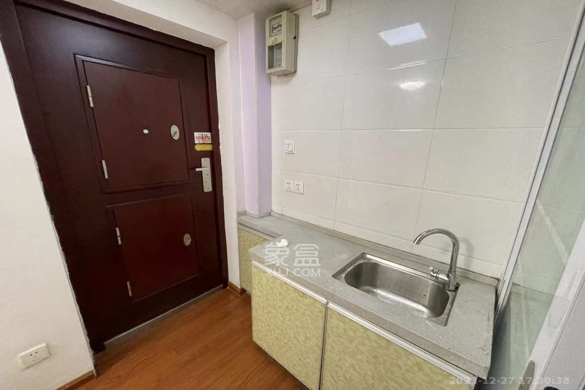 华城广场  2室2厅1卫    1000.0元/月室内图