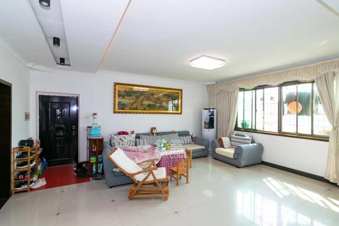 黄金乡金沙村废旧大市场 3室2厅2卫 1800.0元/月 黄金乡金沙村废旧大市场 3室2厅2卫 1800.0元/月室内图