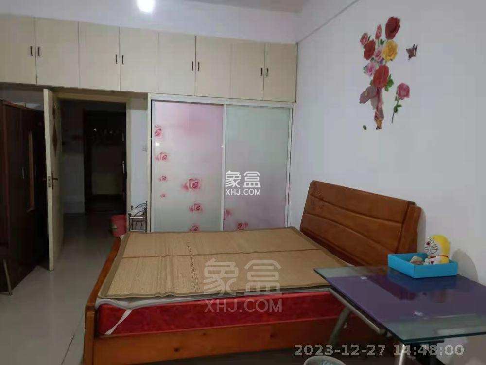 富华商业广场  1室1厅1卫    1000.0元/月室内图1