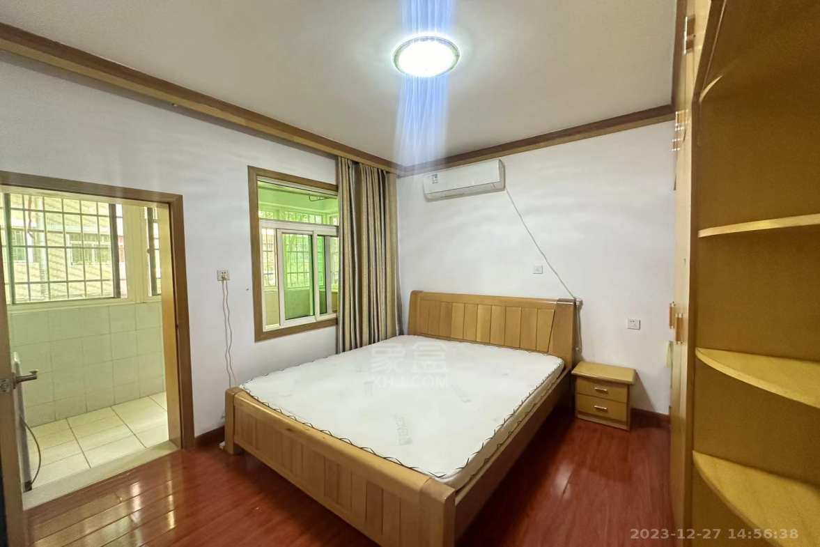 花园三村  3室2厅1卫   1400.00元/月室内图1