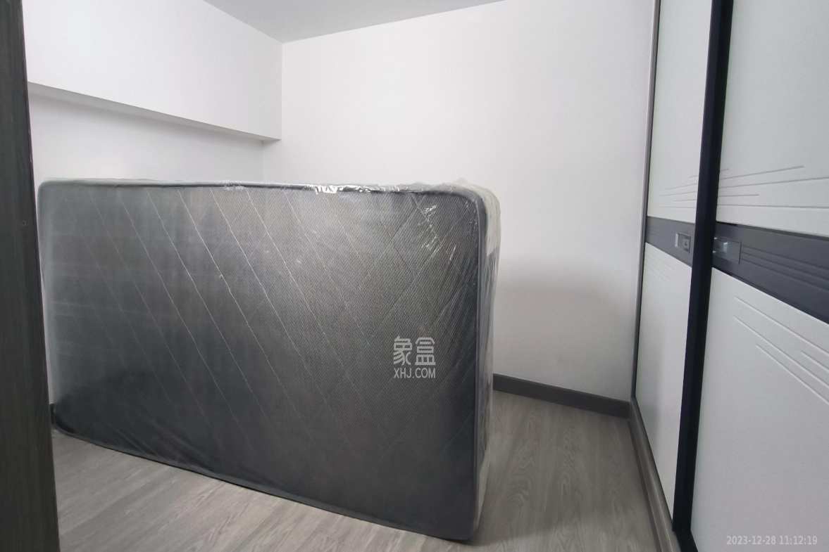 弘坤云寓  1室1厅1卫    1300.0元/月室内图