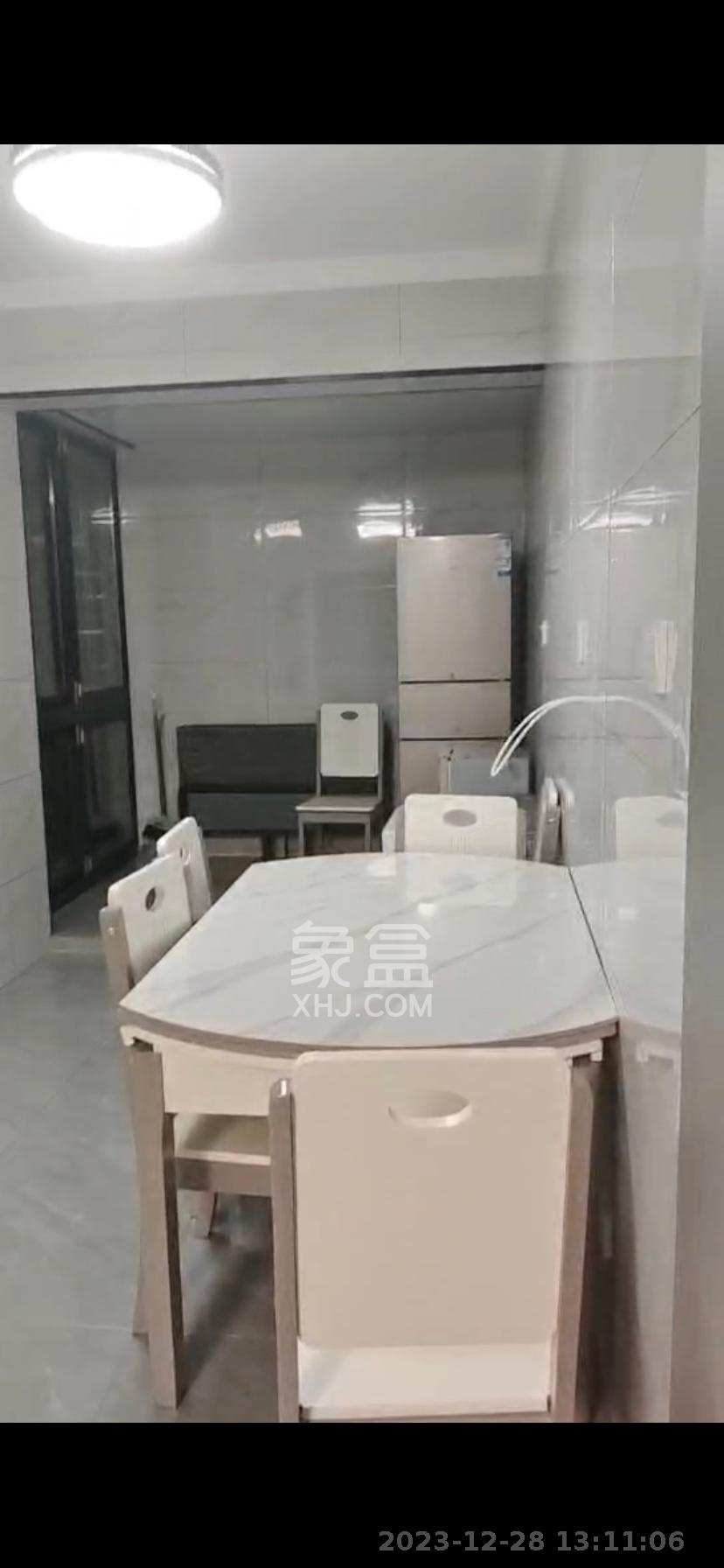 坪山家园  3室2厅1卫   1800.00元/月室内图