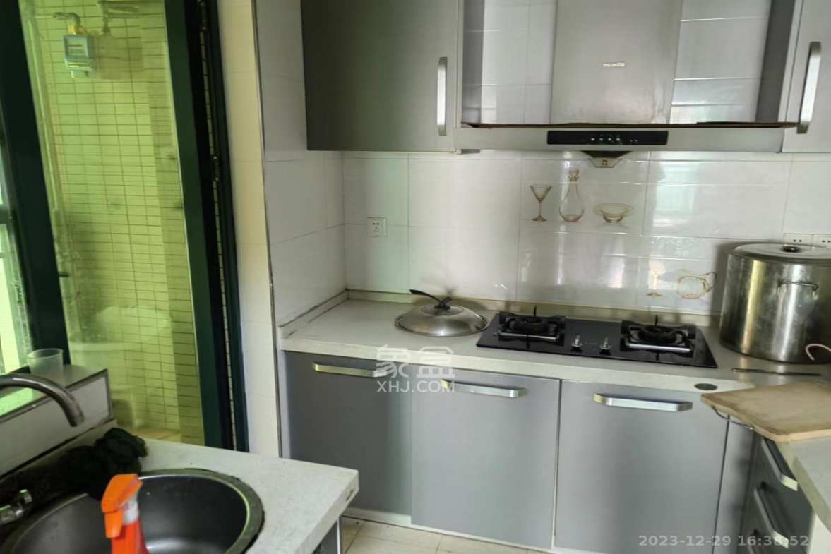 恒大华府  2室2厅1卫    2300.0元/月室内图
